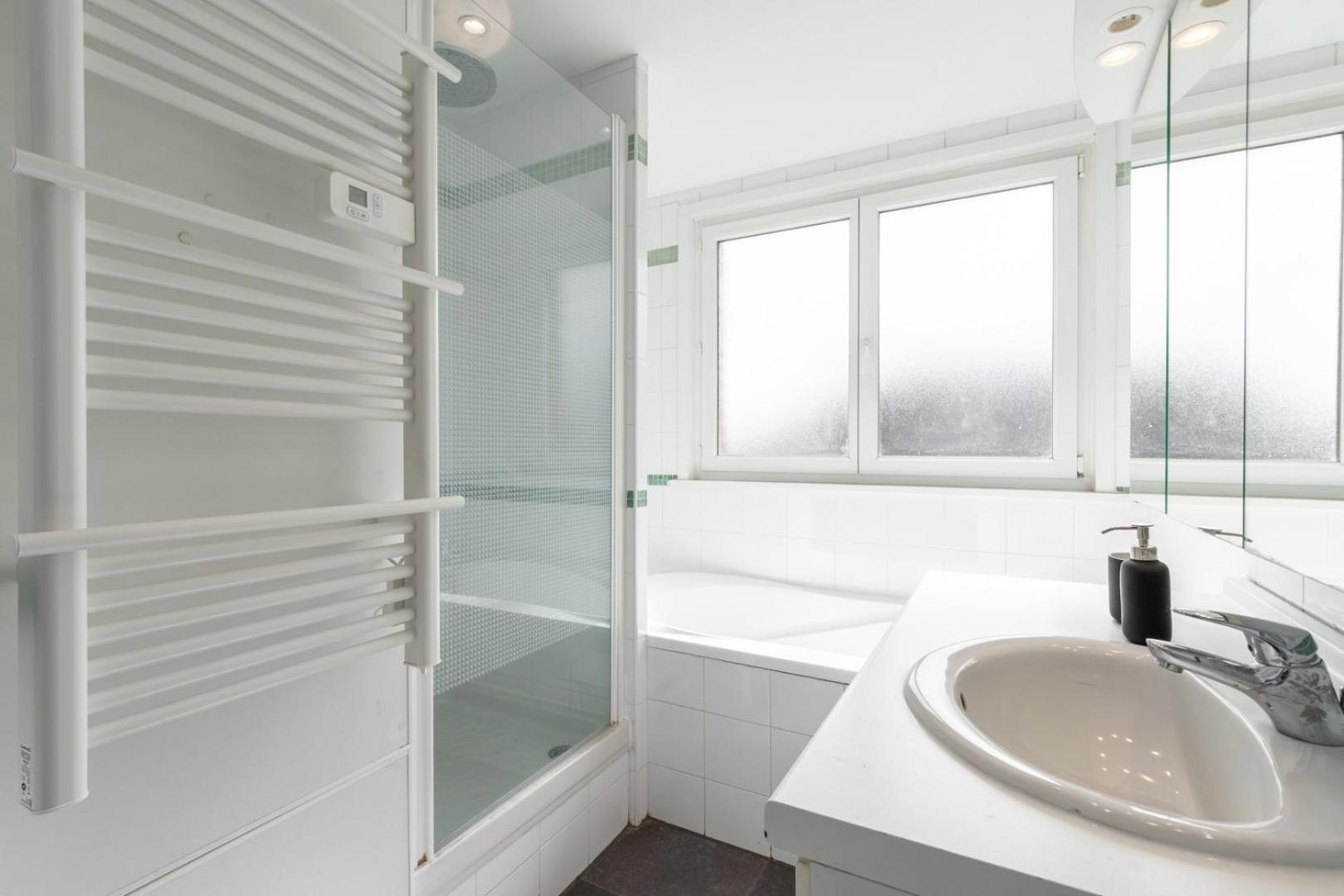 Functional 2 Bedroom Apartment Лилль Экстерьер фото