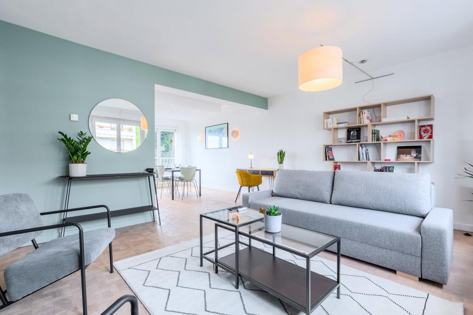 Functional 2 Bedroom Apartment Лилль Экстерьер фото