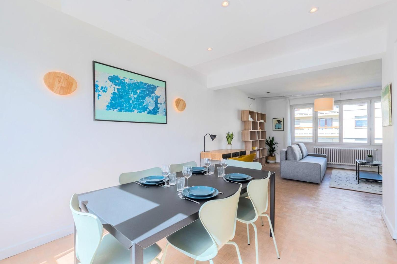 Functional 2 Bedroom Apartment Лилль Экстерьер фото