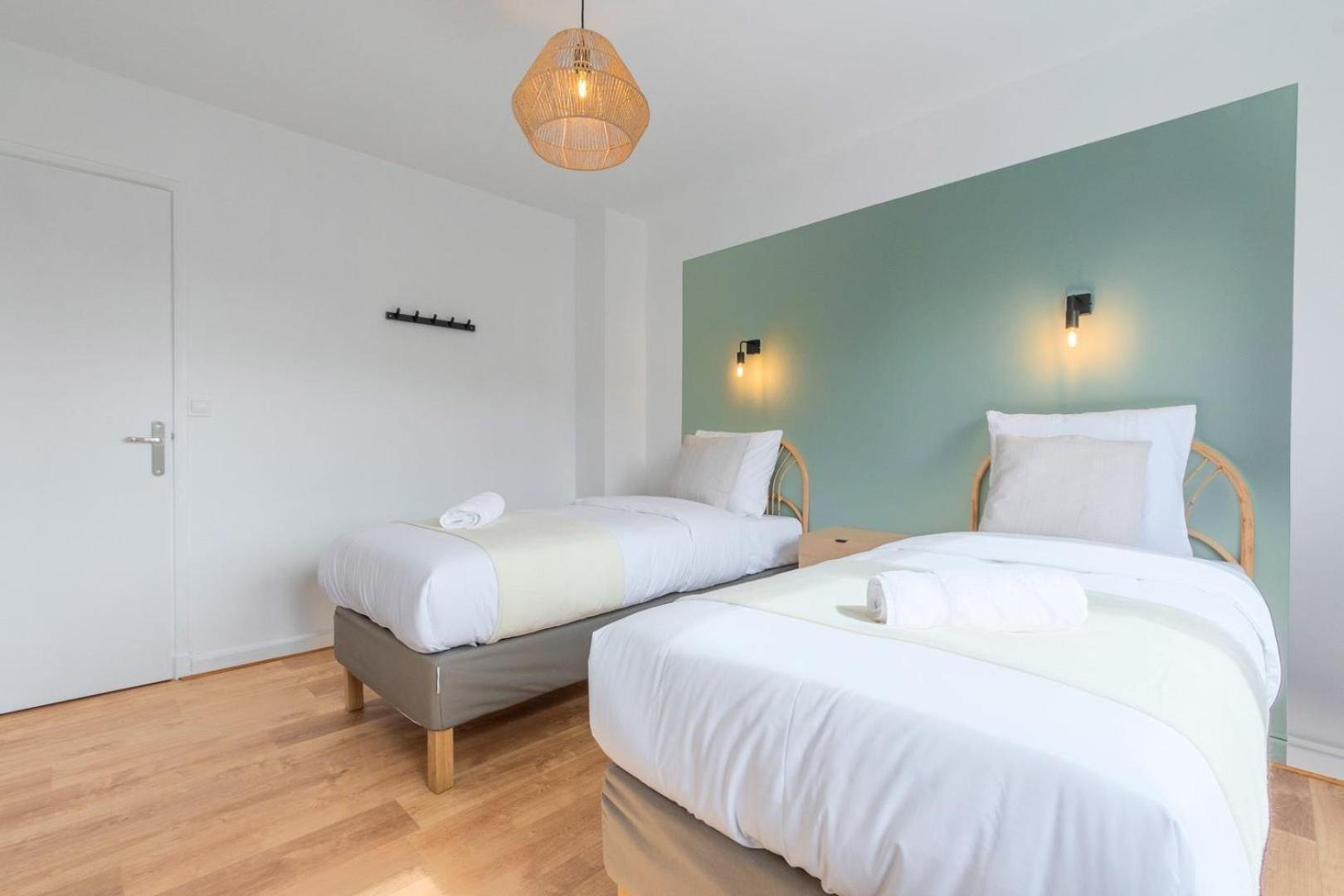 Functional 2 Bedroom Apartment Лилль Экстерьер фото