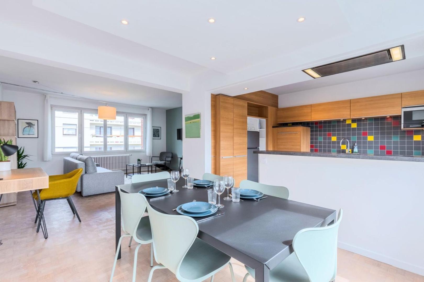 Functional 2 Bedroom Apartment Лилль Экстерьер фото